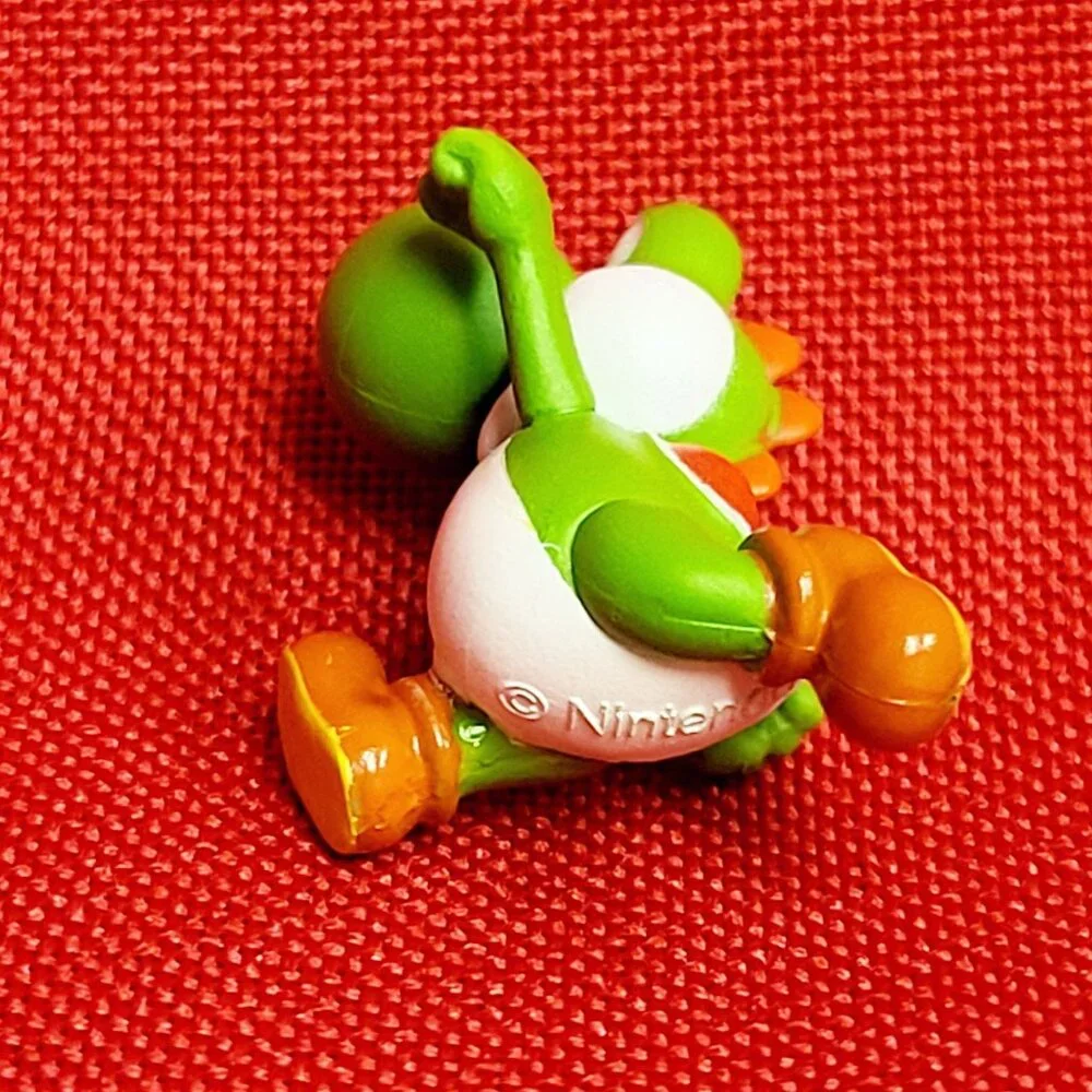 Hallmark Miniature Christmas Ornament Yoshi 2022 Super Mario